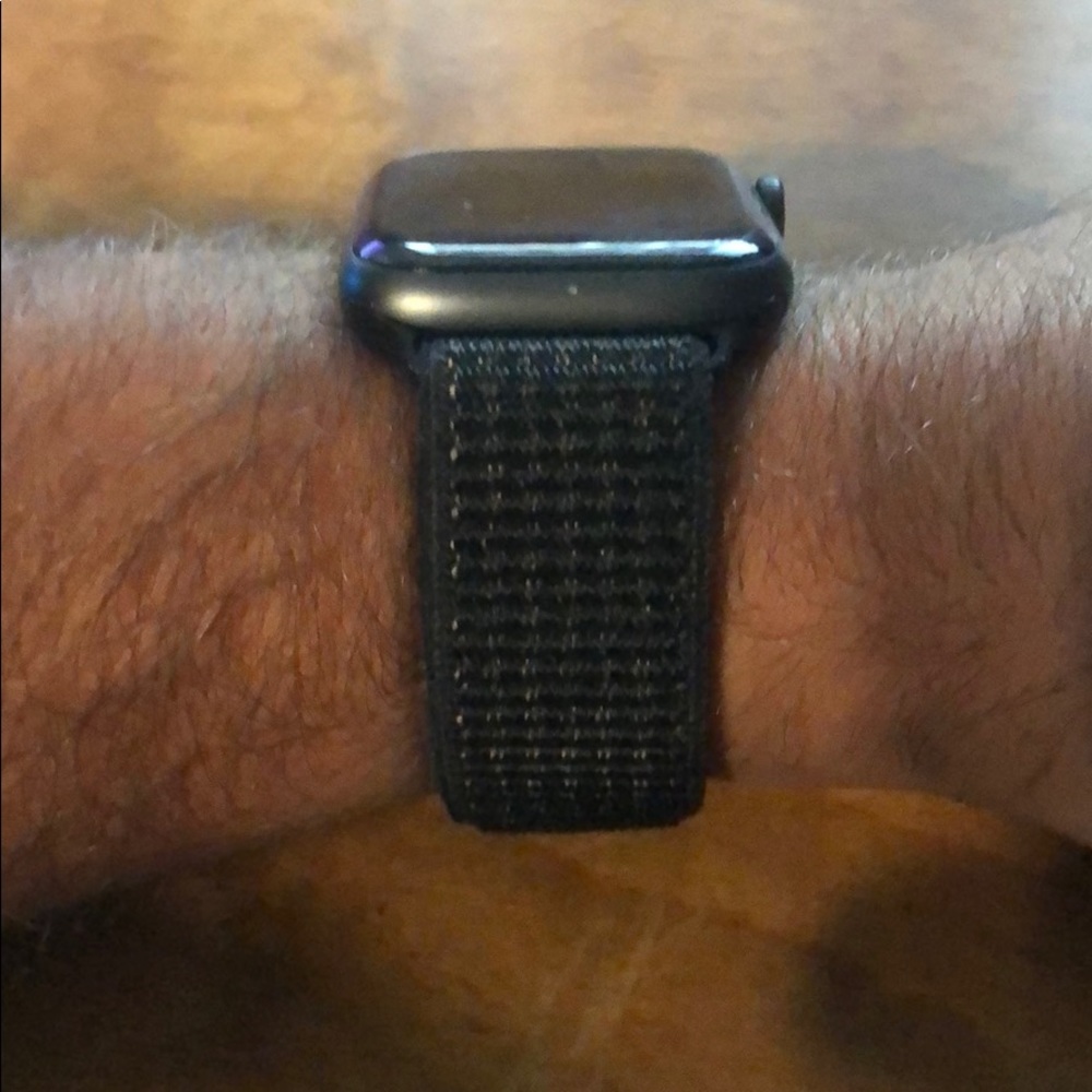 Apple Watch Sport Loop Band - 44mm - Black